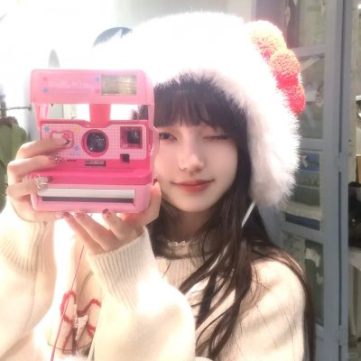 捷运上的女孩